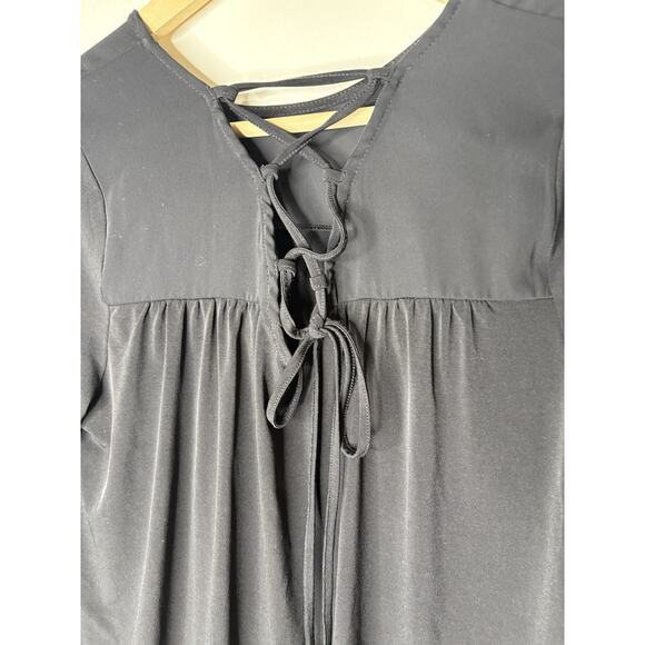 Chicos Size 1 US M Blouse Black Long Sleeve Ruffle Bell Tie Back Detail Shirt - Picture 4 of 9